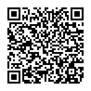 Flyware virus QR code